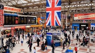 A Walk Through The London Victoria Station London England [upl. by Cruickshank]